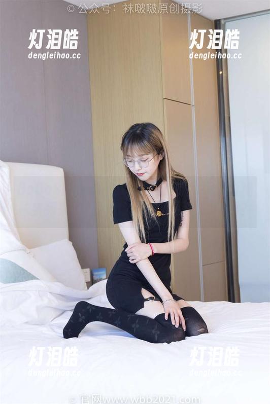 BoBoSocks袜啵啵-甜甜圈 BoBoSocks袜啵啵 - 哇!甜甜圈的白棉袜系列来了,居然还可以免费拿照片吗?