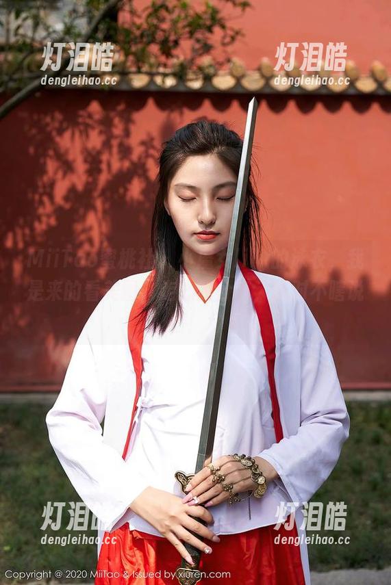 MiiTao蜜桃社-小魔女lily MiiTao蜜桃社 - 小魔女lily的泳衣,我是来的看美图,走心的分享,绝对不瞎说!