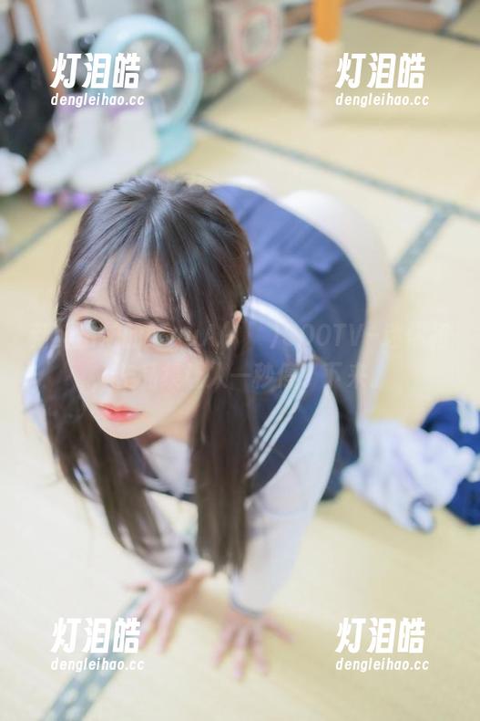 新鲜出炉的MyuA(뮤아)SOOTV–迷你裙，作品集让人一秒停了下来。