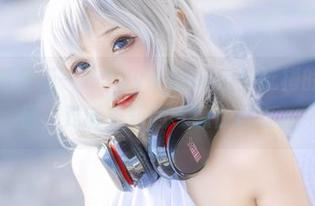 高清写真专场——Sayo Momo与阮梅的星穹层叠，对话未知的气息在远方。
