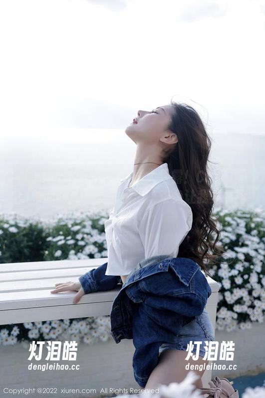 Xiuren秀人网-Carol周妍希 Xiuren秀人网 - 原图大暴露!Carol周妍希的网袜写真,拍出来难免让我多看两眼。