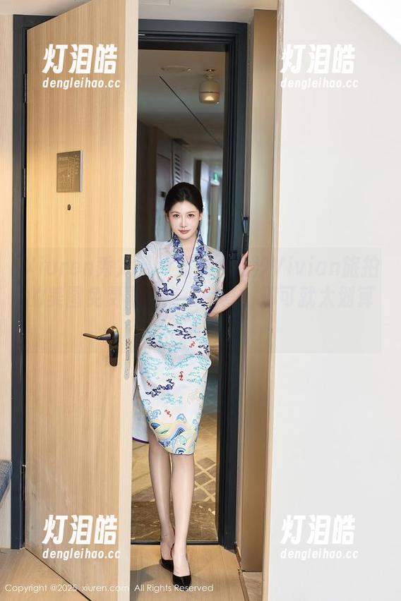 Xiuren秀人网-金幼汐Vivian Xiuren秀人网 - 如果金幼汐Vivian旅拍的美图免费再加点小惊喜,那可就太划算了。