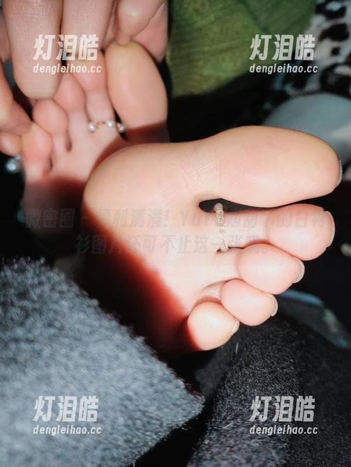 YuYu超甜丫 微密圈 - 福利满满!YuYu超甜丫的白衬衫图片还可不止这一张哦。