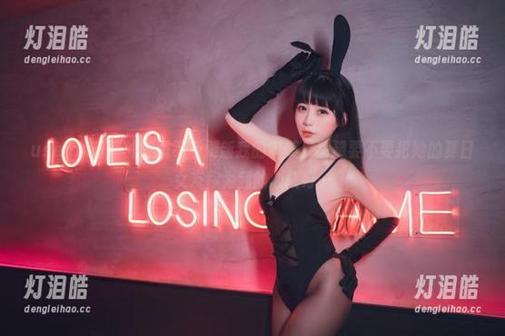usejan蓝蓝 usejan蓝蓝的美图不断刷新我的审美,犹豫要不要把她的夏日女友称为我的心头好…