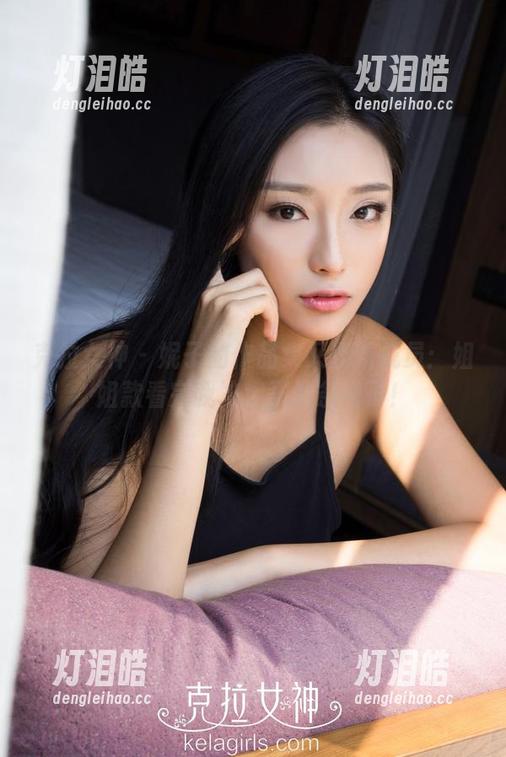 克拉女神-妮子 克拉女神 - 妮子的作品集又添新成员:姐姐款看完我决定买那条裙子!