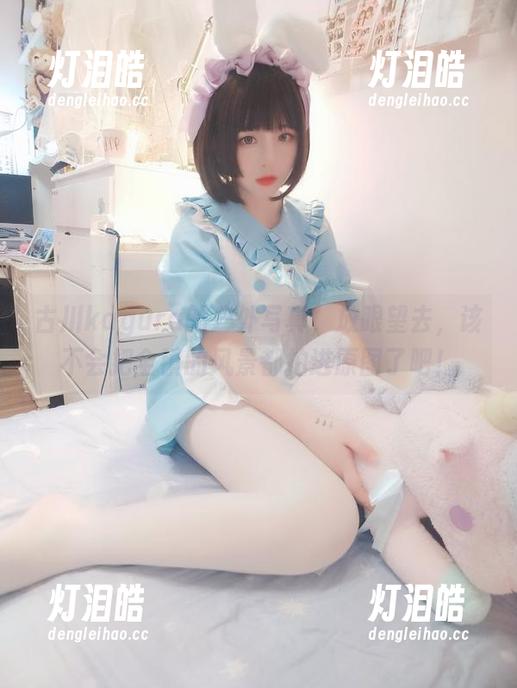 古川kagura的户外写真，放眼望去，该不会把全镇的风景都拍进原图了吧！