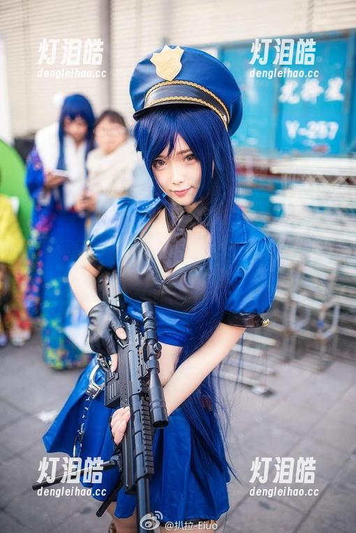 只是简言 只是简言的私拍合集,hashtag#制服时的内心独白,搞不懂自己。