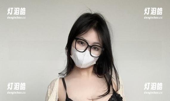 可爱的肉巴 微密圈 - 可爱的肉巴的紫色梦幻:一幅原图,把我带回那轻飘飘的时光。