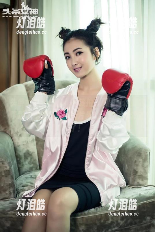 头条女神-信悦儿 头条女神 - 信悦儿的旅拍,原图就像把我带进了她的冒险,图片里的风景我都想去了!