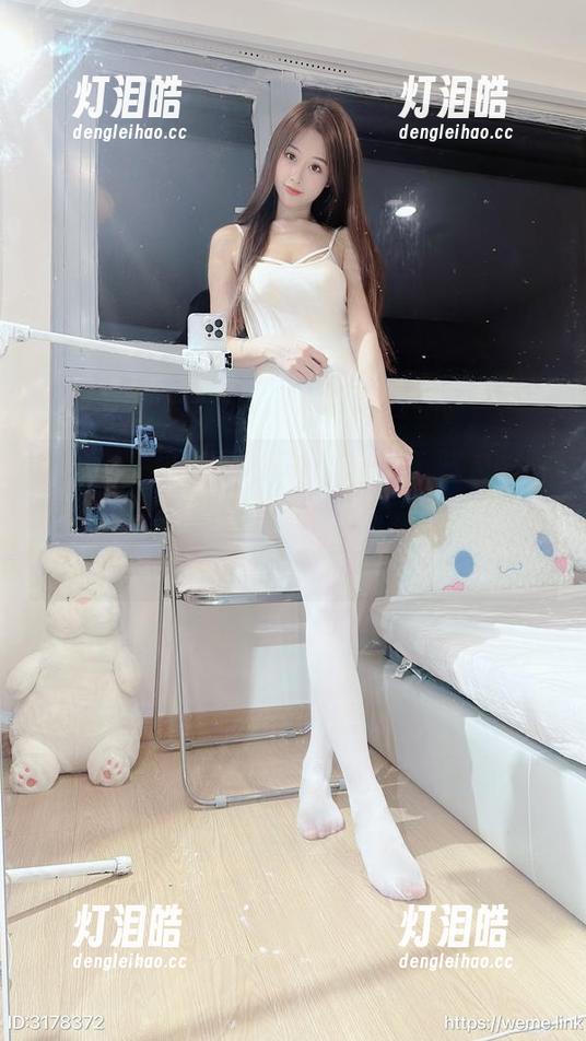 微密圈 - 小萌子、蕾丝与网盘，三者之间的微妙关系，哦，咳咳，别想多了，只是点点滴滴的疯癫。