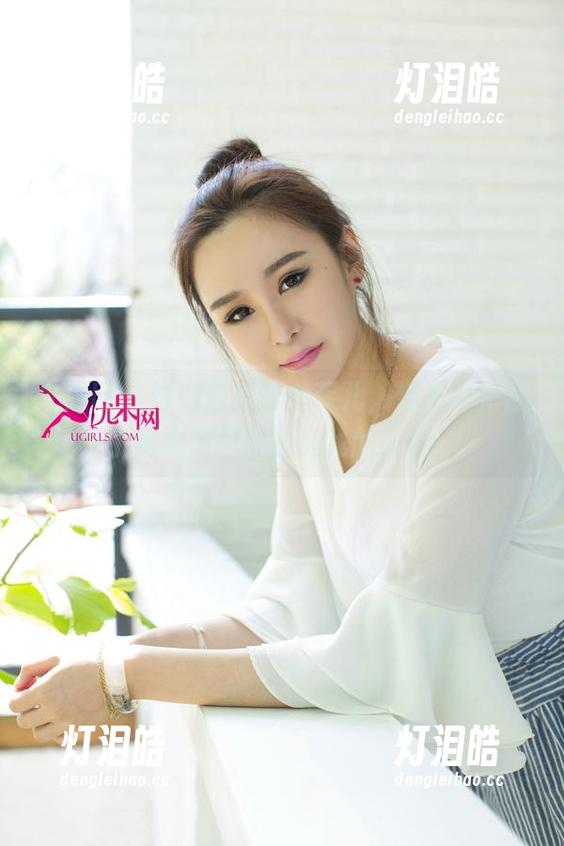 尤果网 - 难以自持的尤菲儿，恨不得把整个睡衣图包都搬进我的衣橱！