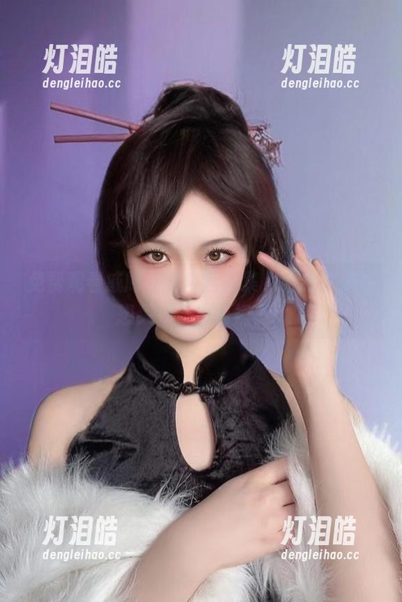 免费观看戚顾儿的白色图集，结果我却在想买一条白色裙子...