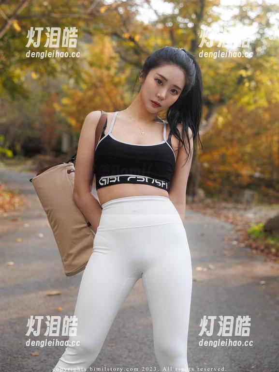金字招牌的普美Bomi(보미)护士套图，无圣光不必怕，靠的是实力和气质。