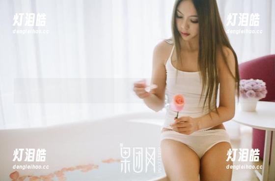 果团网-王语纯 果团网 - 看王语纯化身女王,这次的写真集看点在哪?