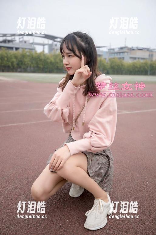 梦丝女神-素梦 梦丝女神 - 素梦又添新作,图库里的阁楼丝袜,像是出自哪个奇异幻境。