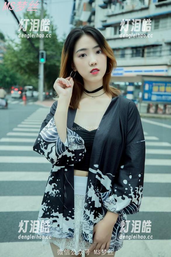 梦丝女神 - 图库里的花月舞女孩，颜值爆表，直逼仙女！