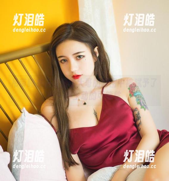 洛丽塔大哥 吊带睡衣在洛丽塔大哥的套图中被赋予了另一种生动的可能性