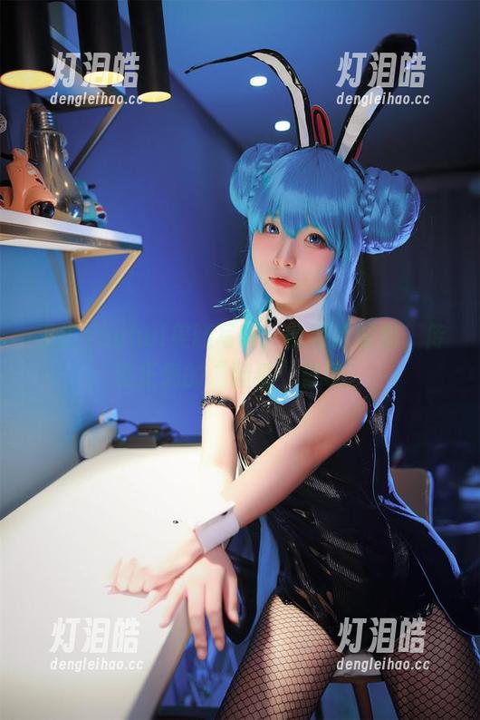 玉汇yuuhui 玉汇yuuhui美腿写真:收好这图包,传递正确的“腿看”哲学。