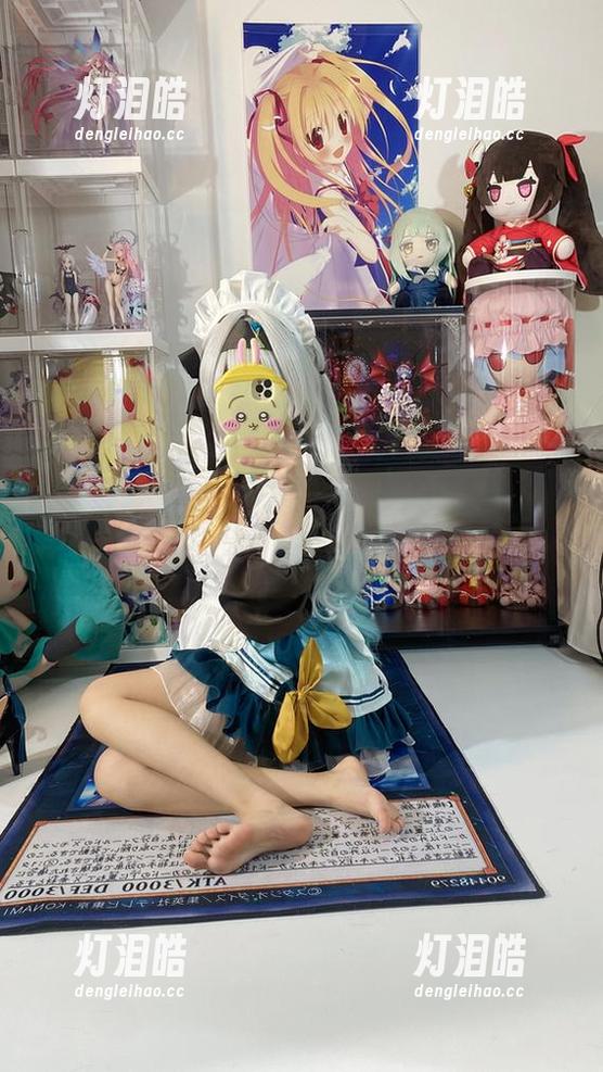 白栎Shirly 突然想看白栎Shirly的“美腿”作品,莫非网盘就是万能的呢?快去搜搜吧。