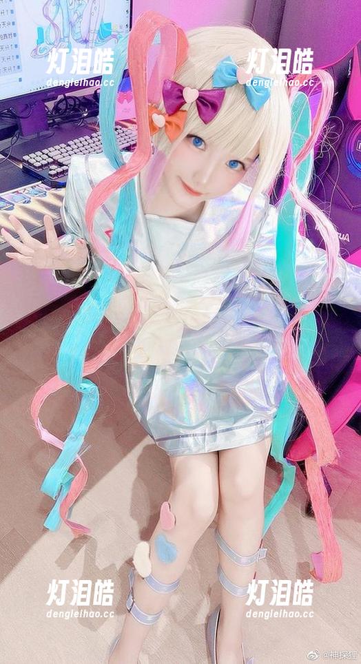 神探火狸狸 这里有神探火狸狸的95式夏鸣蝉全集,适合边吃西瓜边看哦