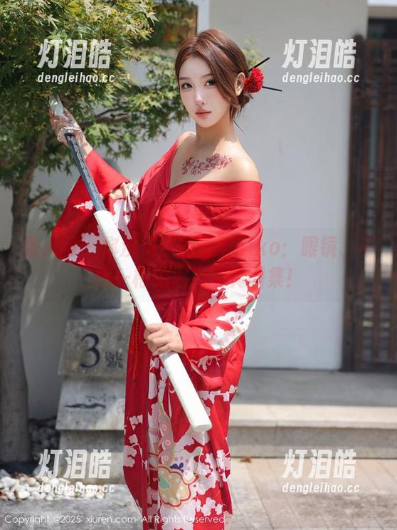 秀人网 - 你没见过的七七kiko：眼镜、不拘一格的混搭写真图集！