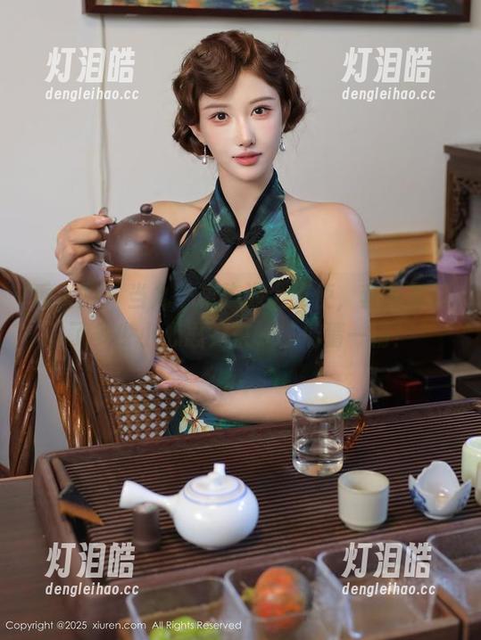 秀人网-九千柒柒 秀人网 - 当九千柒柒遇上天使,套图里藏了多少小心思?来,咱们猜一猜!