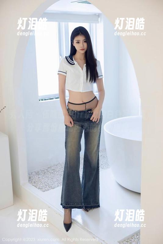 秀人网-伍晓丽Shirley 秀人网 - 伍晓丽Shirley的白色写真集,分享那份触动内心的小小摇摆。