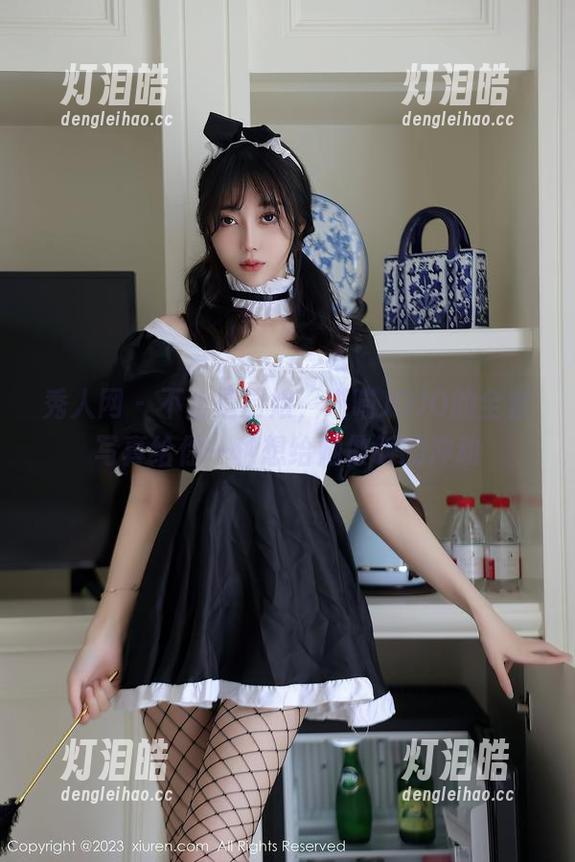 秀人网-喵喵JOJO 秀人网 - 不止是厨娘,喵喵JOJO的全套写真给你一种想给她做饭的冲动