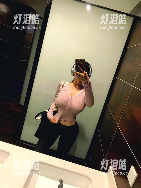 紫色哒豚豚 微密圈 - 高清紫色哒豚豚的红色奇幻图集,反正总是图个乐儿嘛