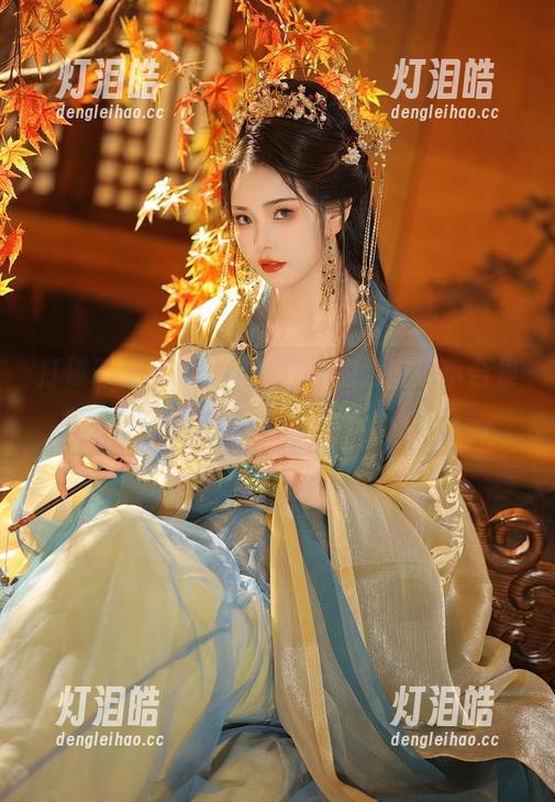 苏嫣qvq 打破课堂枯燥,苏嫣qvq的教室趣事合集,壁纸也想上热搜!