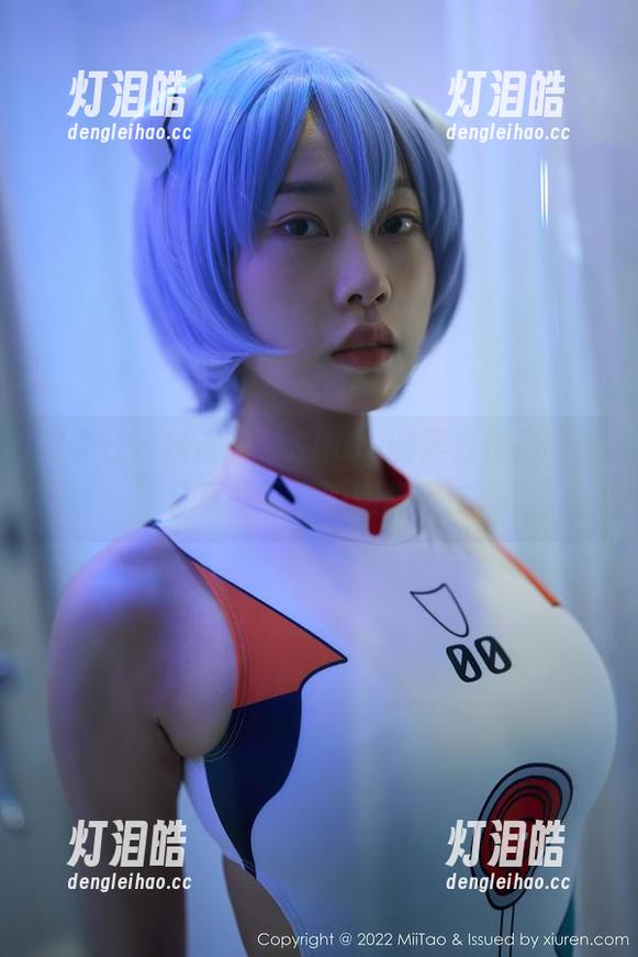 蜜桃社-谢芷馨Sindy 蜜桃社 - 被谢芷馨Sindy的黑白作品吸引,分享一下我的随意想法。