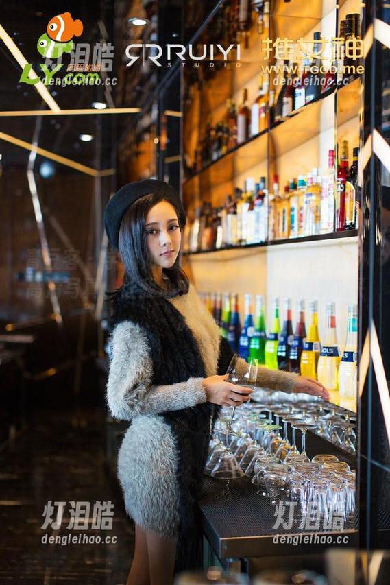 青豆客-Akiki朱若慕 青豆客 - 学姐如愿以偿:Akiki朱若慕的高清写真,让我心中无数段子统统奔向深渊!